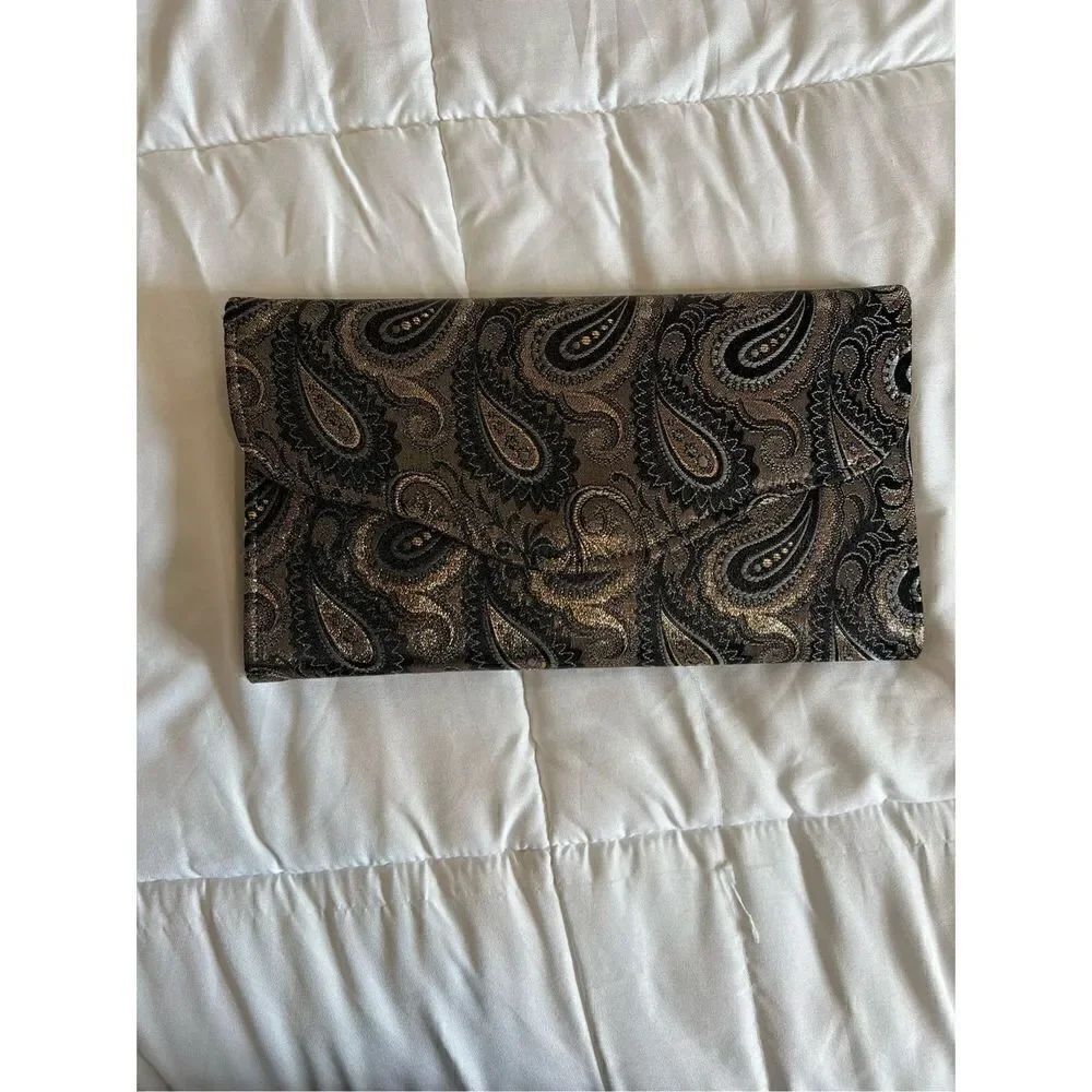 Paisley clutch with snap closure and chain strap